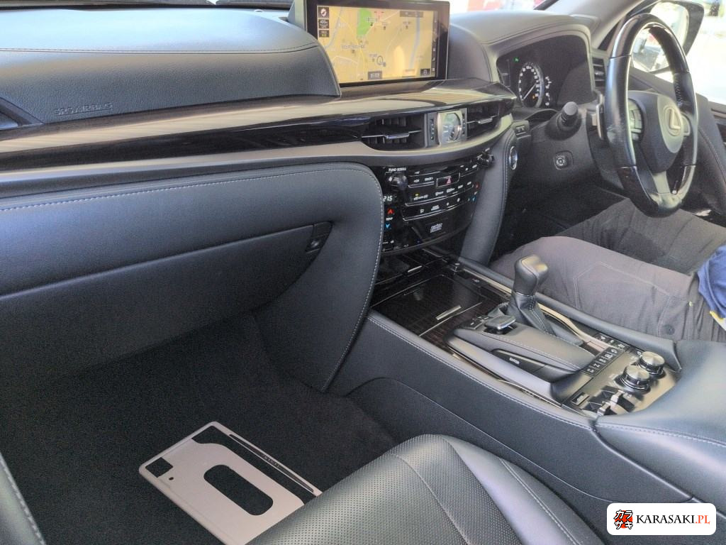 2017 Lexus LX 4WD LX570 5