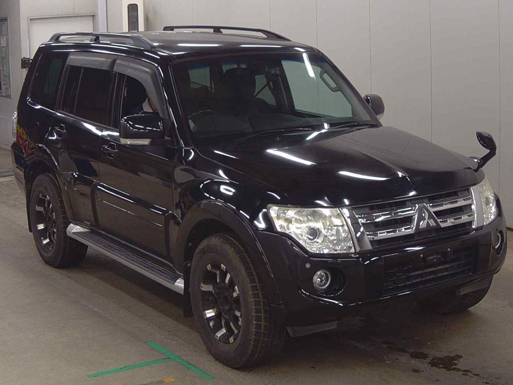 Mitsubishi Pajero 2012 z aukcji japońskiej