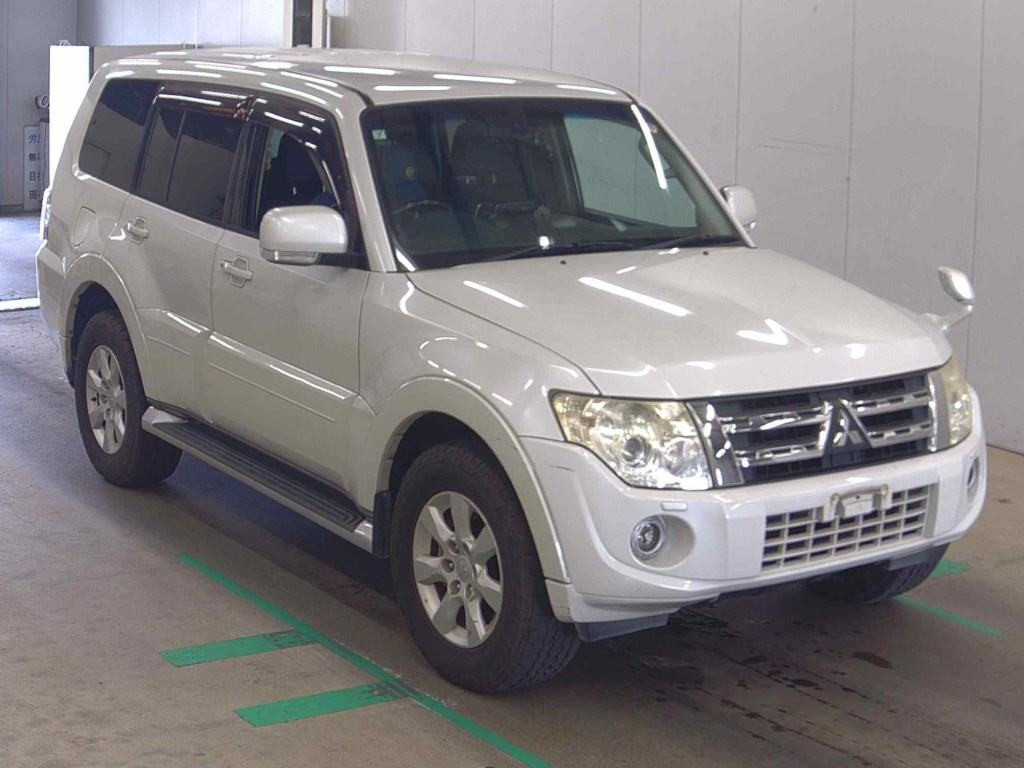 Mitsubishi Pajero 2013 z aukcji japońskiej