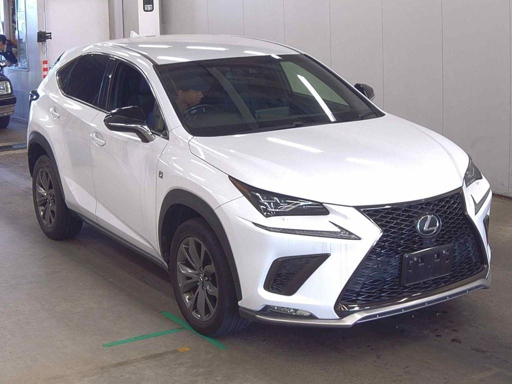 Lexus NX 2017 z aukcji japońskiej