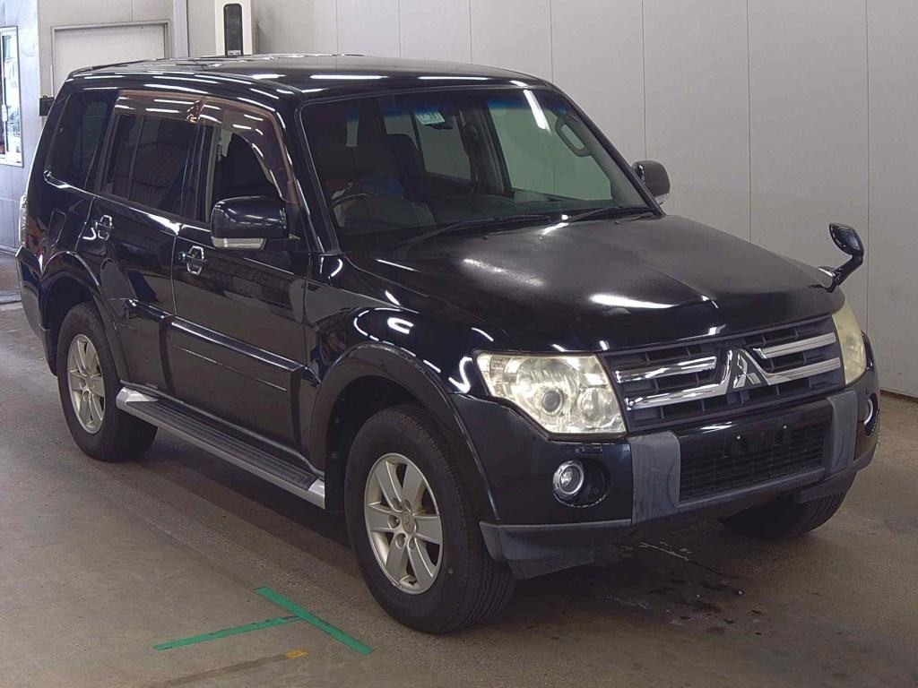 Mitsubishi Pajero 2006 z aukcji japońskiej
