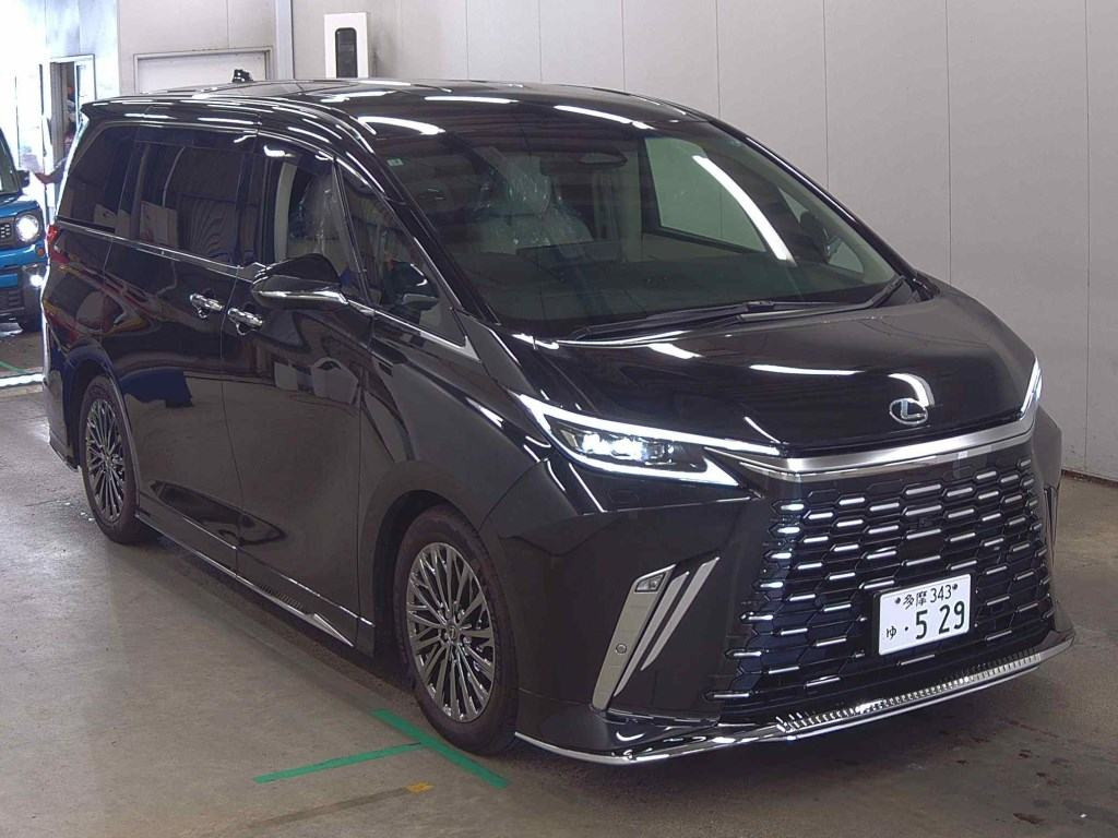 Lexus LM 2025 z aukcji japońskiej