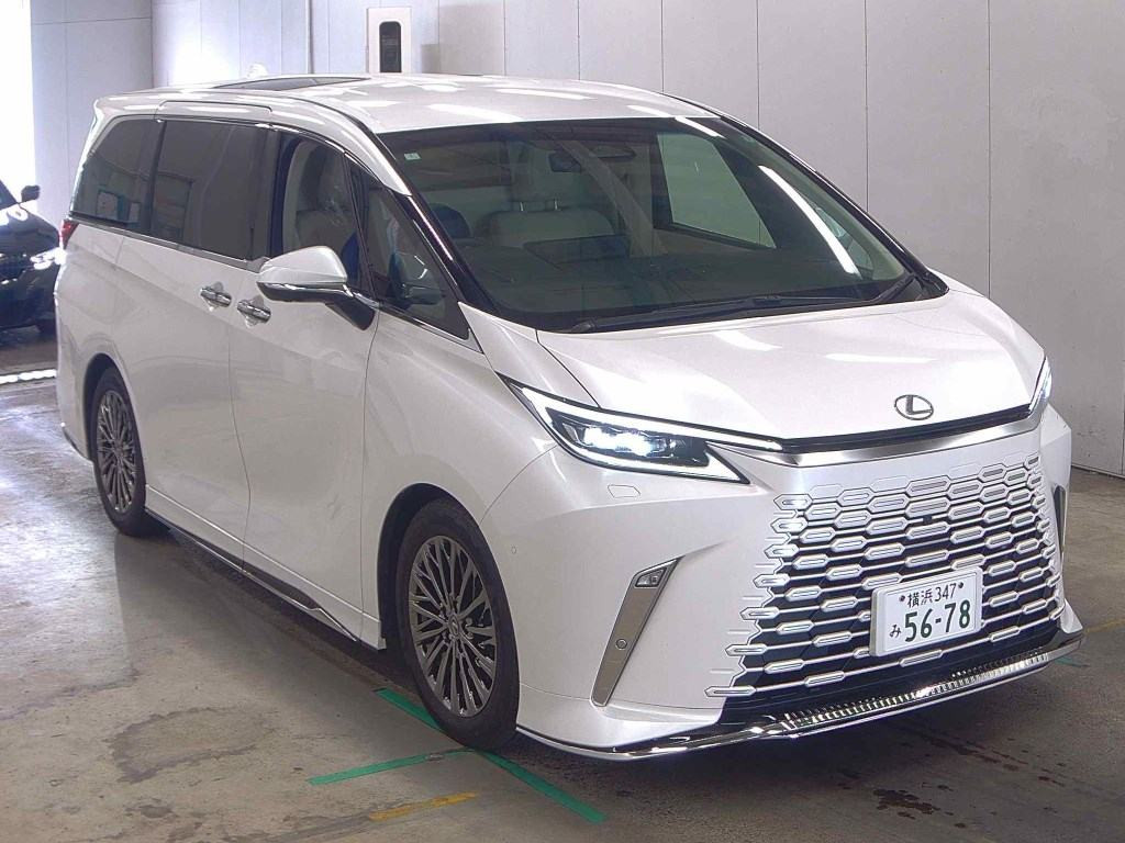Lexus LM 2024 z aukcji japońskiej