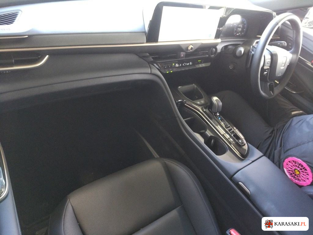 2025 Toyota Crown Estate 5D 4WD Z(hev) 5