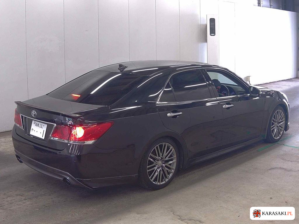 2013 Toyota Crown 4D Athlete G 4