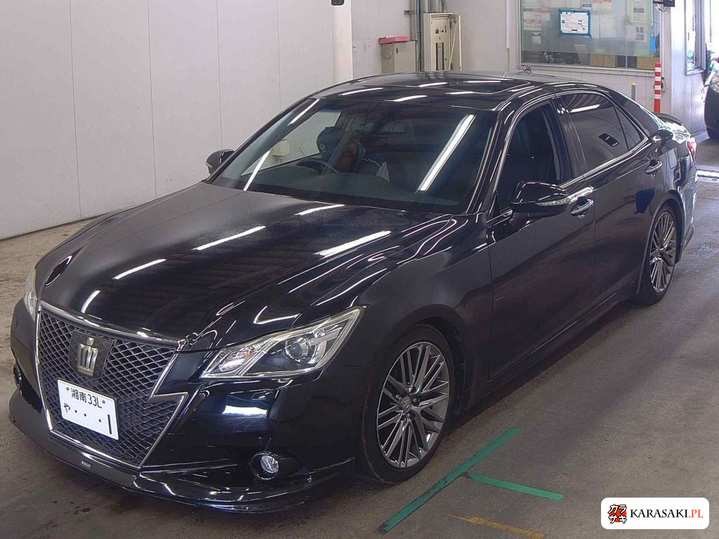 2013 Toyota Crown 4D Athlete G 3
