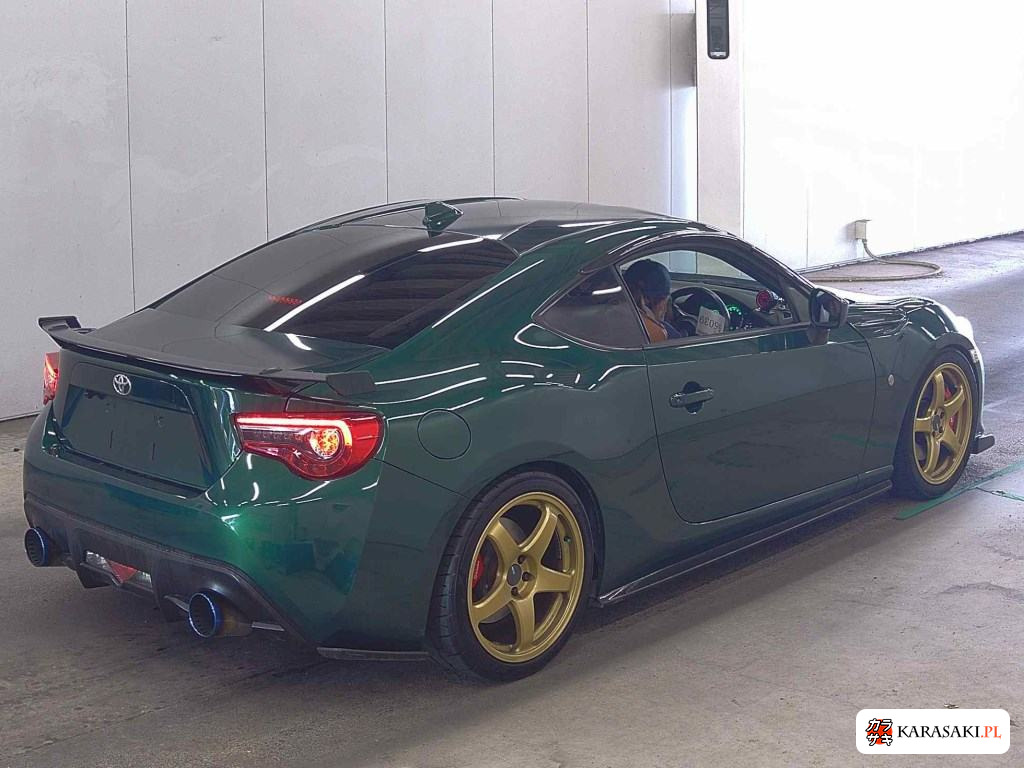 2019 Toyota 86 GT British Green Limited 4