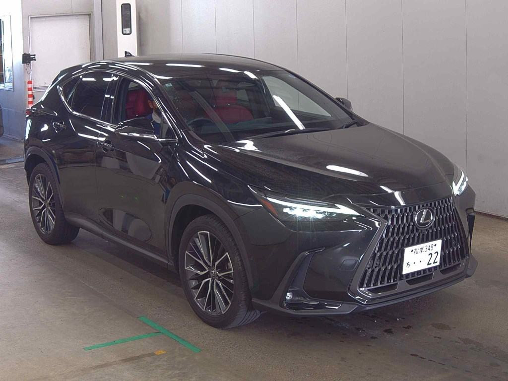 Lexus NX 2023 z aukcji japońskiej