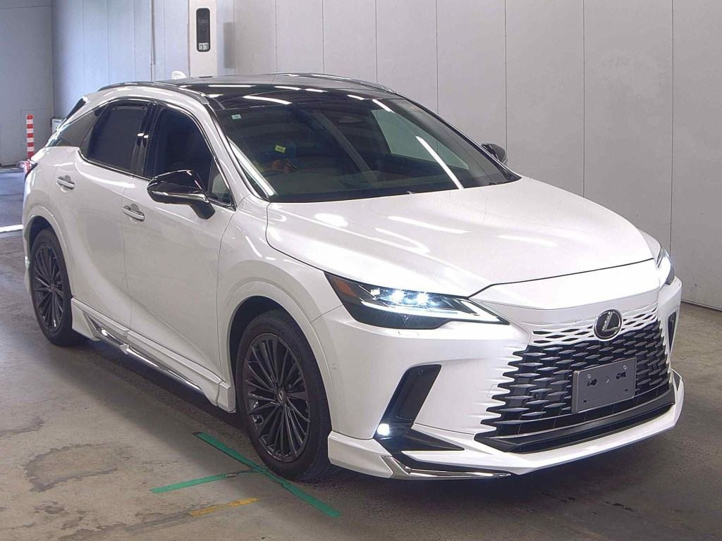 Lexus RX 2023 z aukcji japońskiej