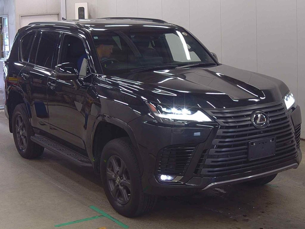 Lexus LX 2023 z aukcji japońskiej