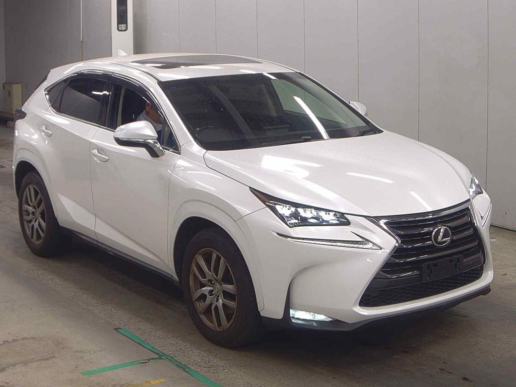 Lexus NX 2016 z aukcji japońskiej