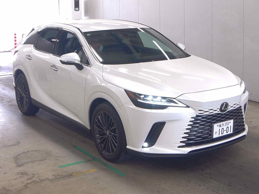 Lexus RX 2025 z aukcji japońskiej