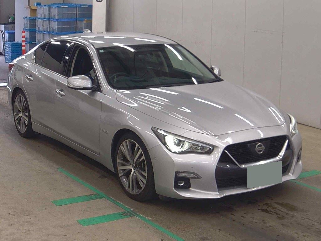 Nissan Skyline 2019 z aukcji japońskiej