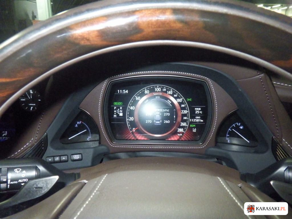 2017 Lexus LS 4WD LS500H Executive 6