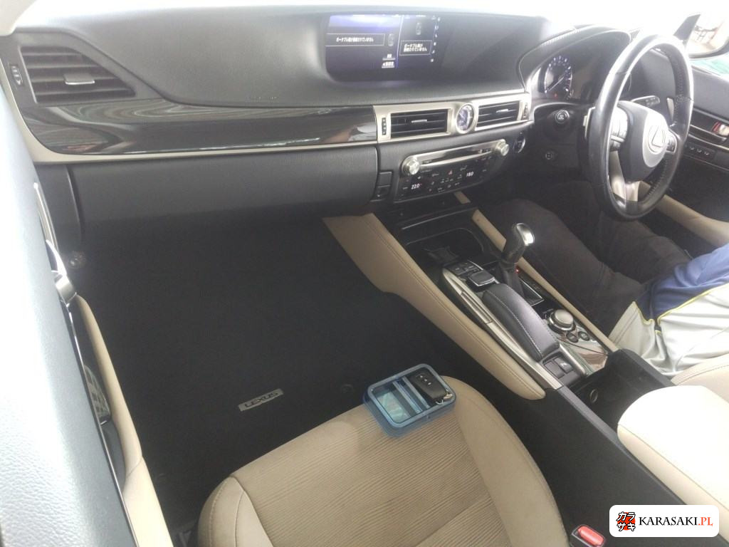 2016 Lexus GS GS300H 5