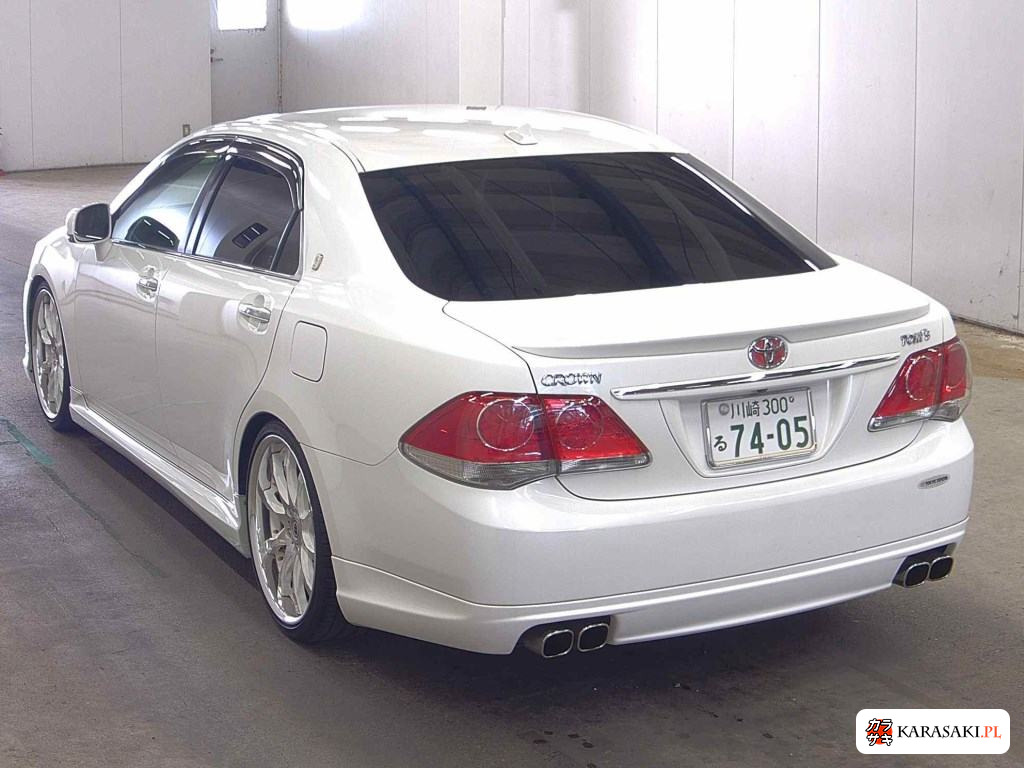 2010 Toyota Crown 4D 2.5 Athlete 2