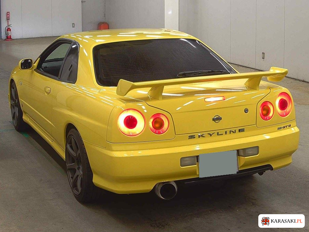 1999 Nissan Skyline CP 25GT Turbo 2