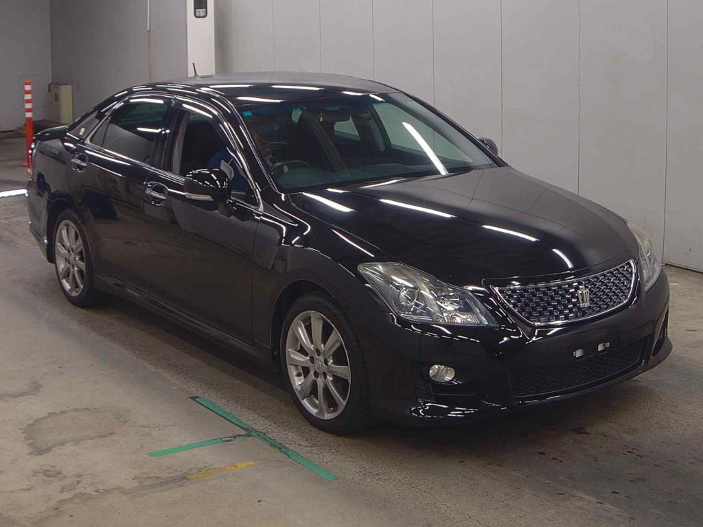 Toyota Crown 2008 z aukcji japońskiej