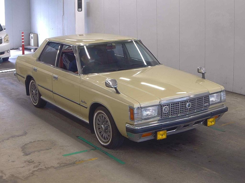 Toyota Crown 1981 z aukcji japońskiej