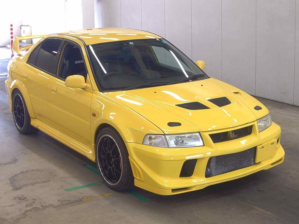 Mitsubishi Lancer 1998 z aukcji japońskiej