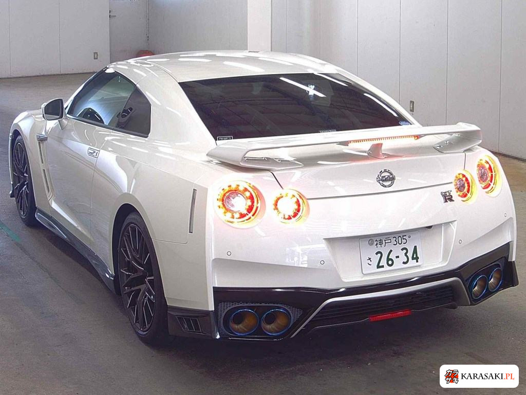 2021 Nissan GT-R 4WD Premium Edition 2