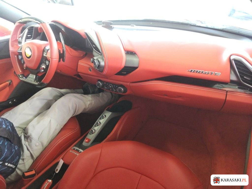 2017 Ferrari 488 GTB Base Grade 5