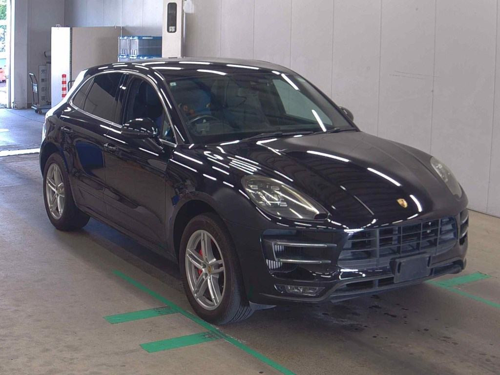 Porsche Macan 2016 z aukcji japońskiej