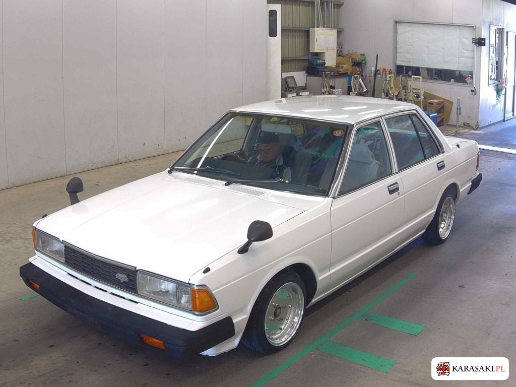 1982 Nissan Datsun Bluebird 4D 3