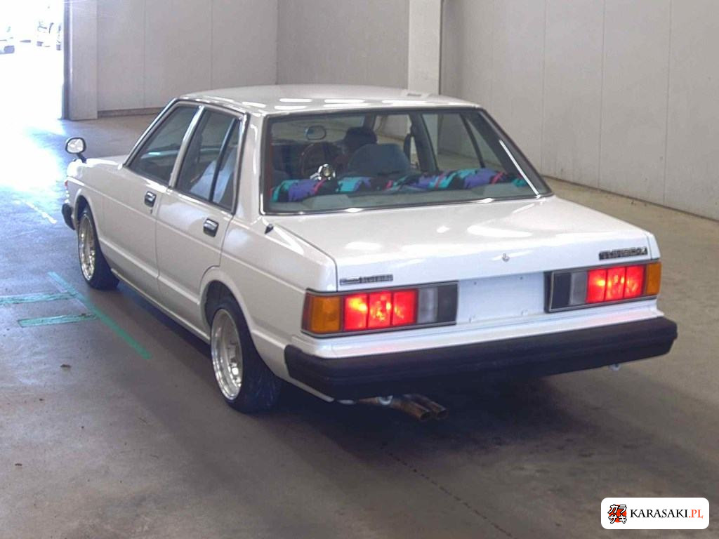 1982 Nissan Datsun Bluebird 4D 2