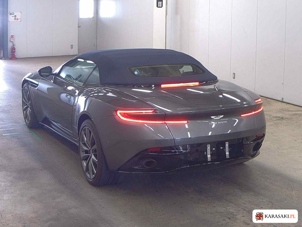 2019 Aston Martin DB11 2