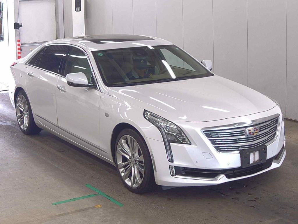 Cadillac CT6 2019 z aukcji japońskiej