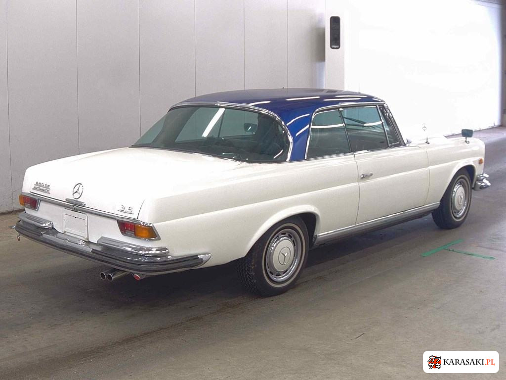 1977 Mercedes-Benz 111024 4
