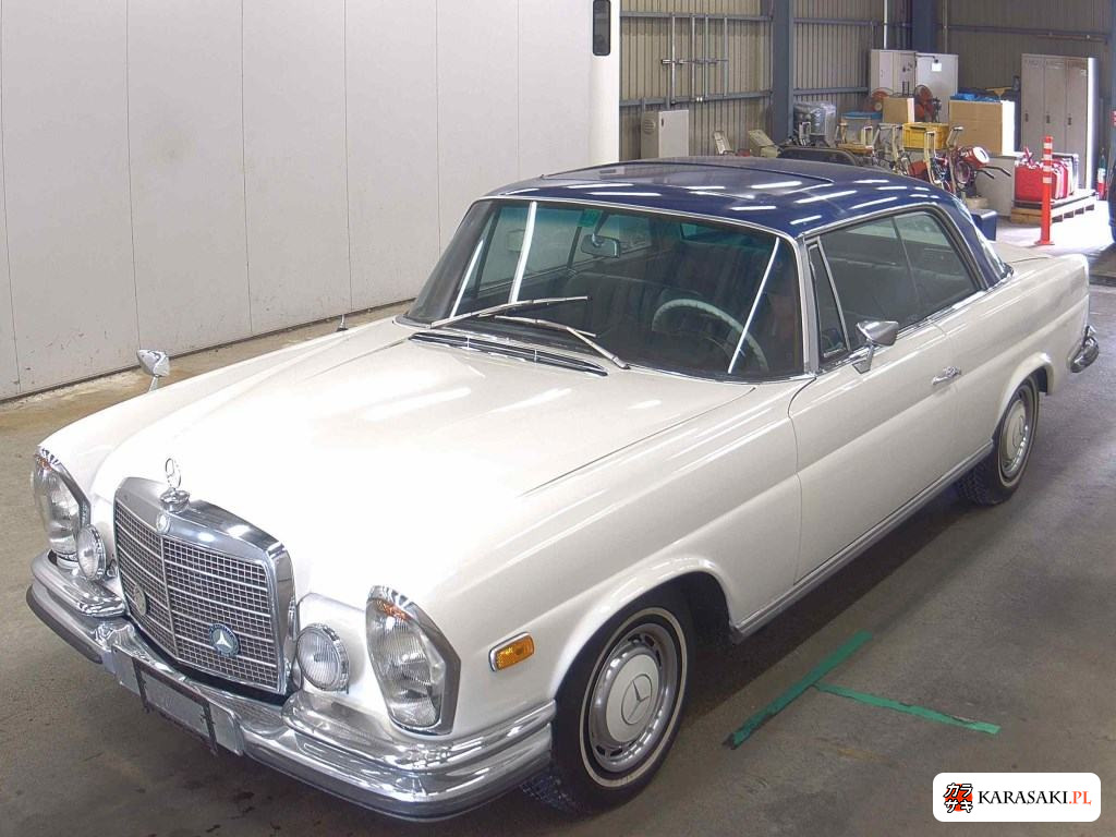 1977 Mercedes-Benz 111024 3