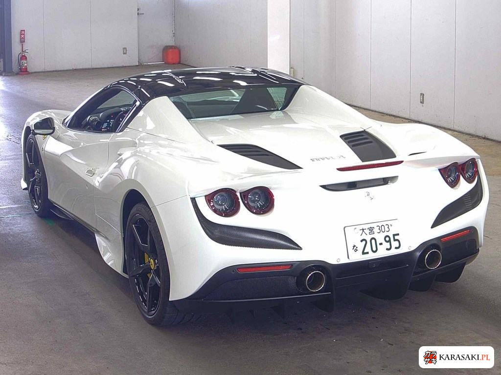 2022 Ferrari F8 Spider Base Grade 2