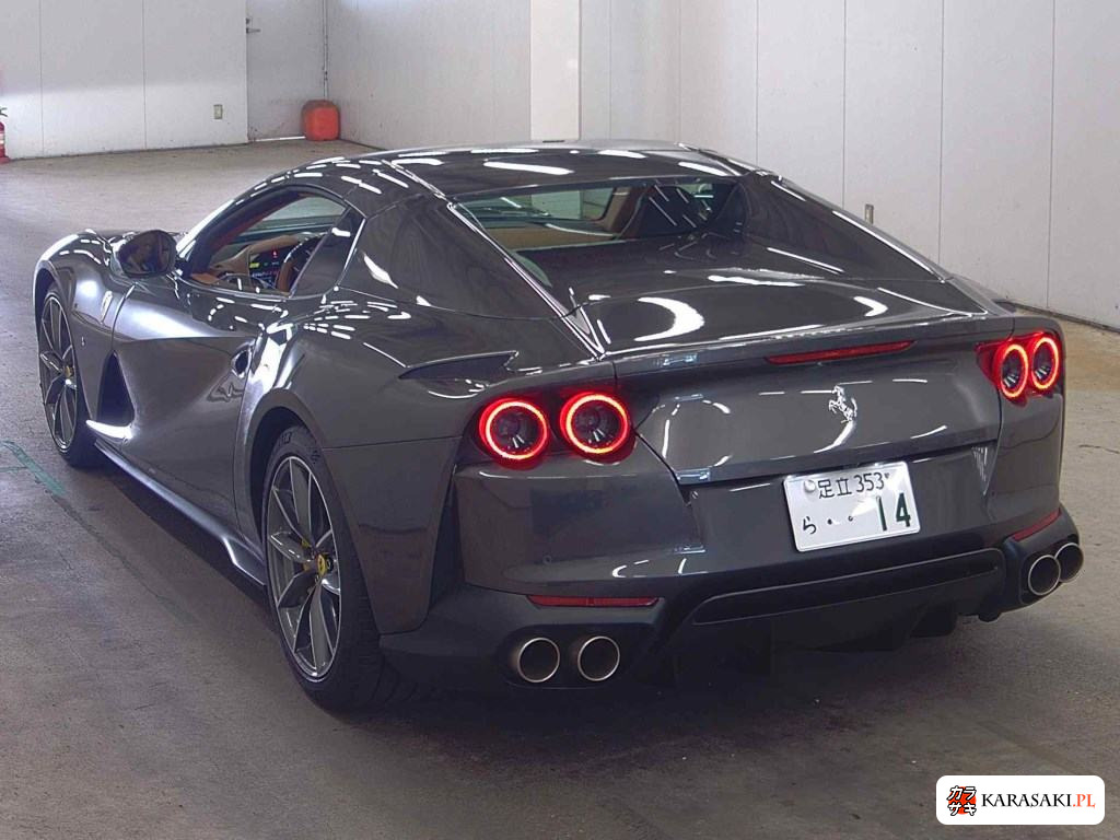 2023 Ferrari 812 GTS 2