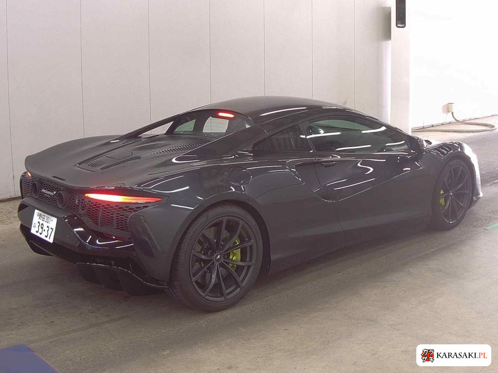 2024 McLaren Artura 4