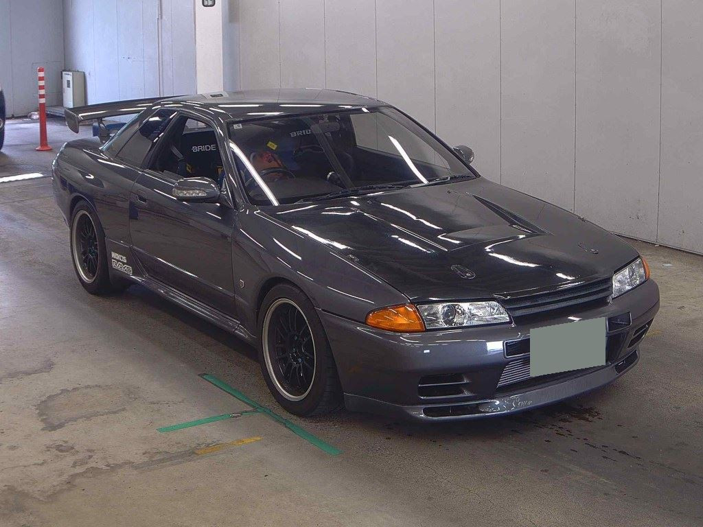 Nissan Skyline 1991 z aukcji japońskiej