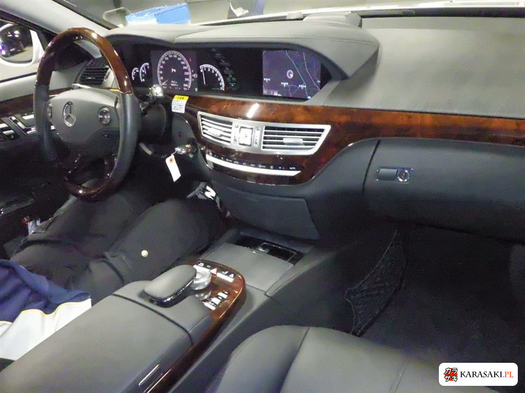 2006 Mercedes-Benz S-Class 4D 5