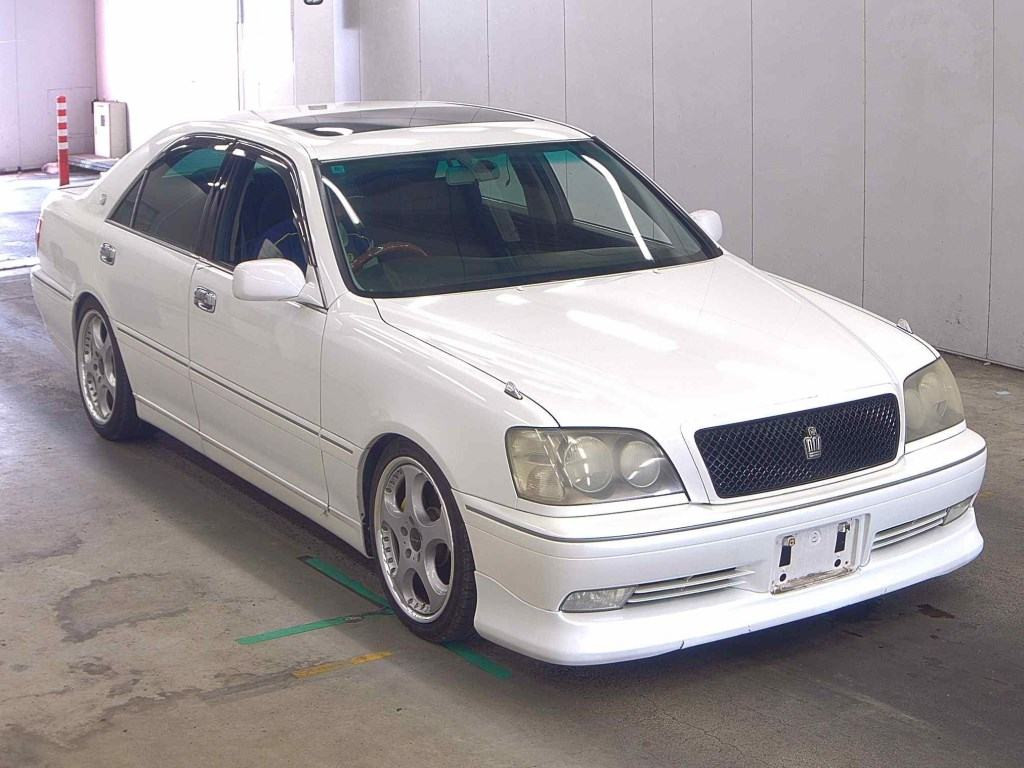 Toyota Crown 2003 z aukcji japońskiej