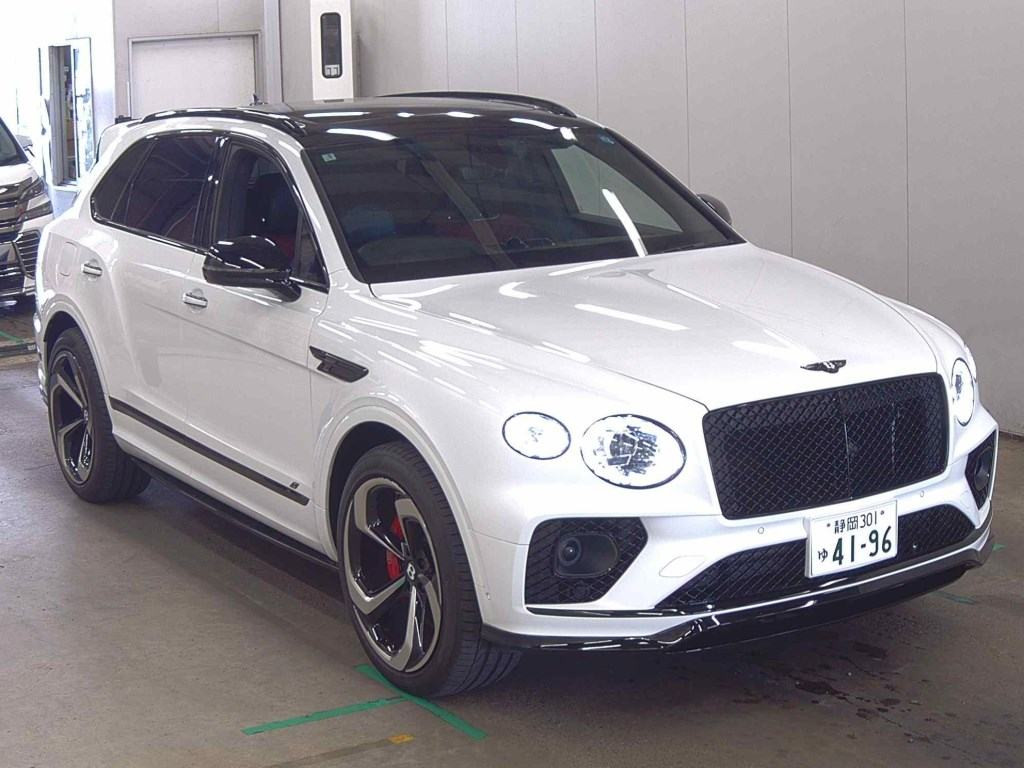 Bentley Bentayga 2023 z aukcji japońskiej