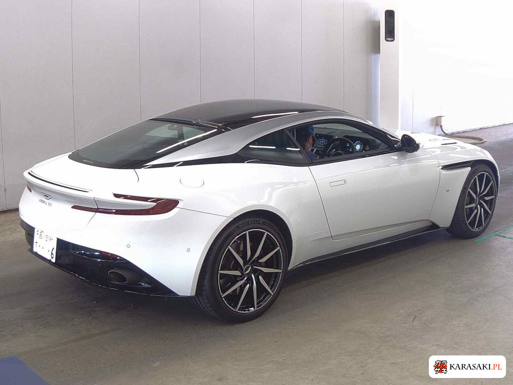 2017 Aston Martin DB11 Launch Edition 4
