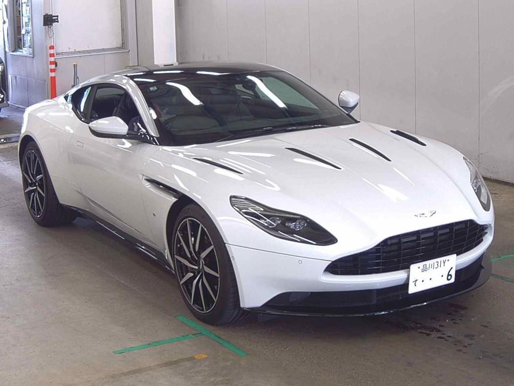 Aston Martin DB11 2017 z aukcji japońskiej