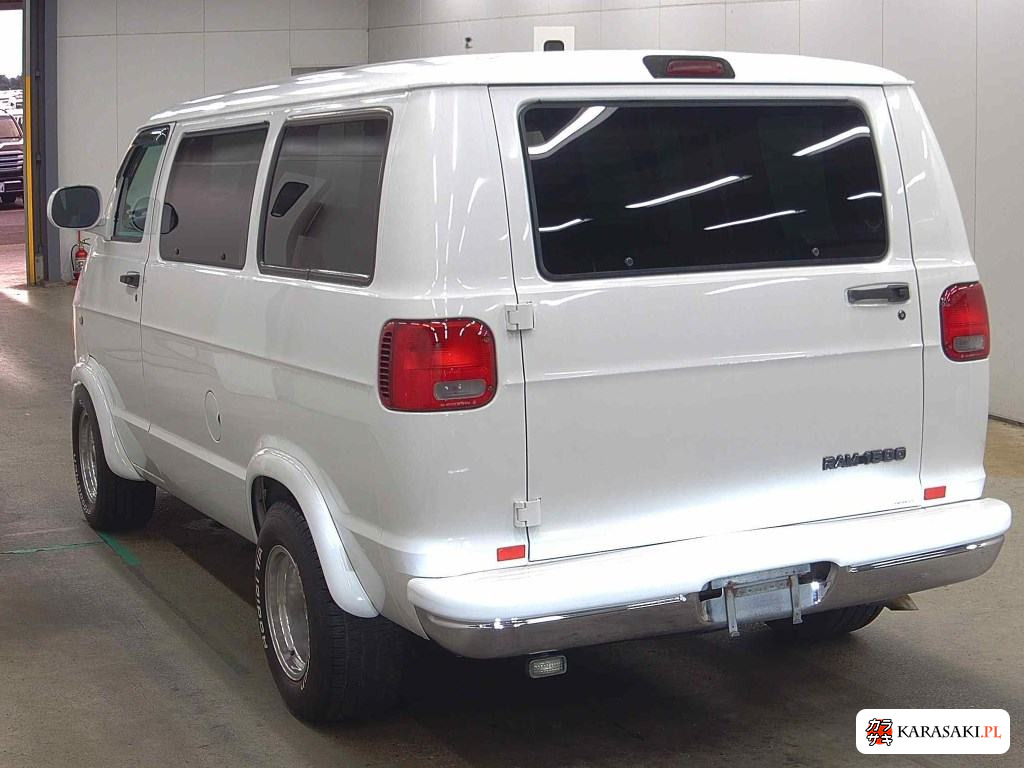 2003 Dodge Ram 4D 2