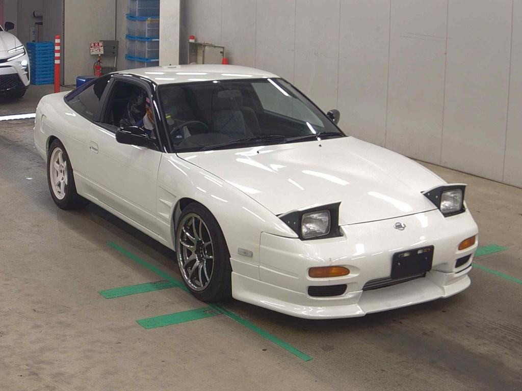 Nissan 180SX 2004 z aukcji japońskiej