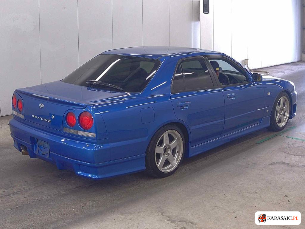 2001 Nissan Skyline CP 25GT-V 4