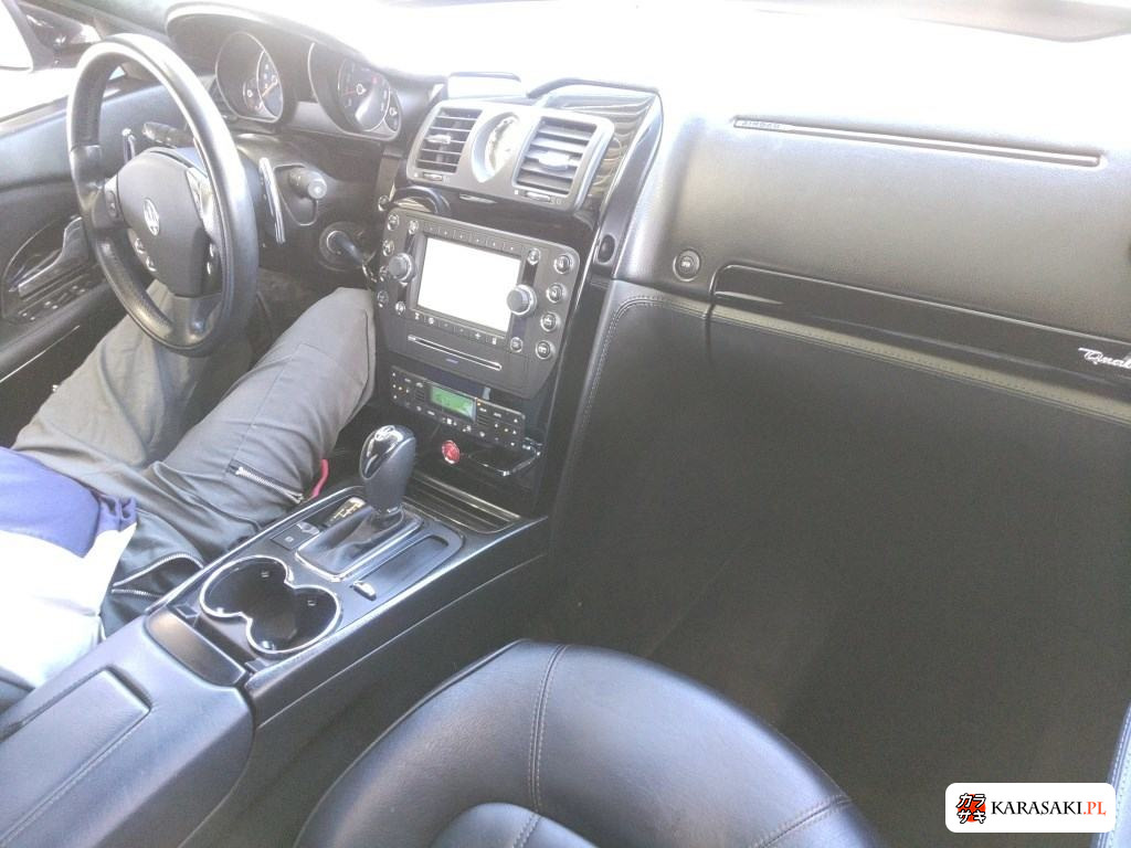 2010 Maserati Quattroporte S 5