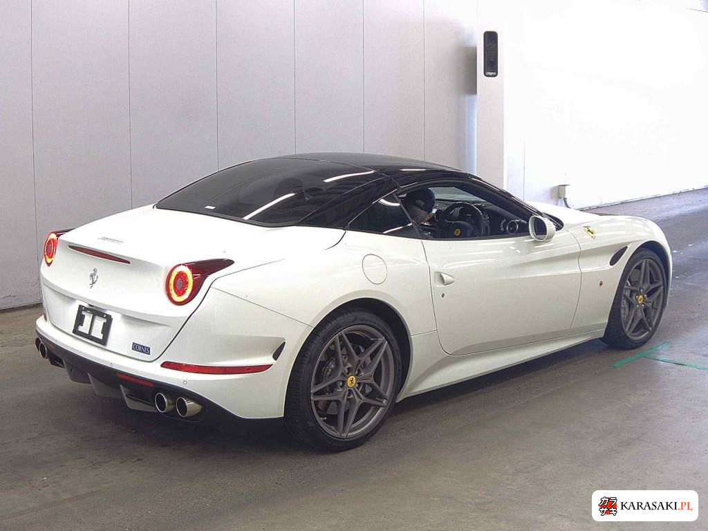 2017 Ferrari California T 4