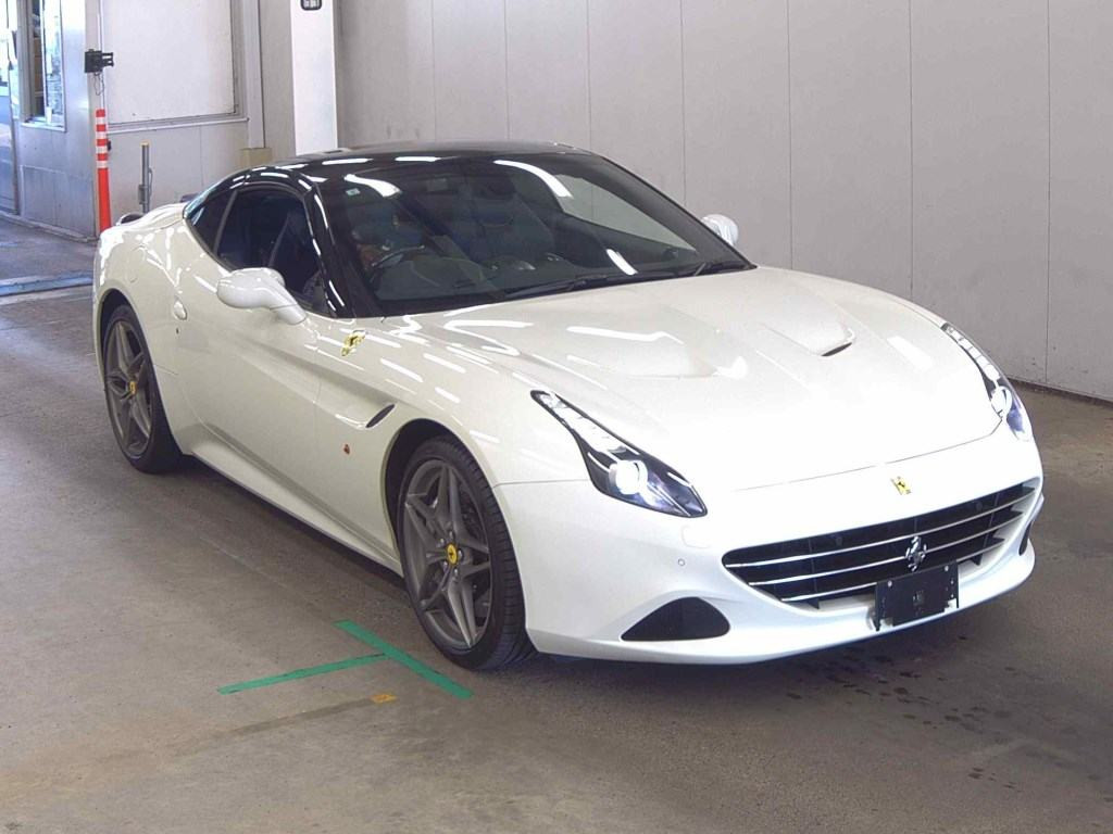 Ferrari California T 2017 z aukcji japońskiej