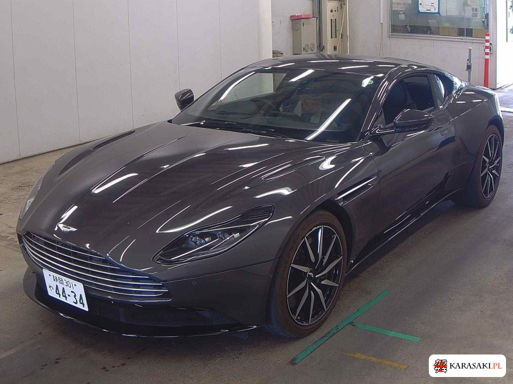 2019 Aston Martin DB11 V8 3