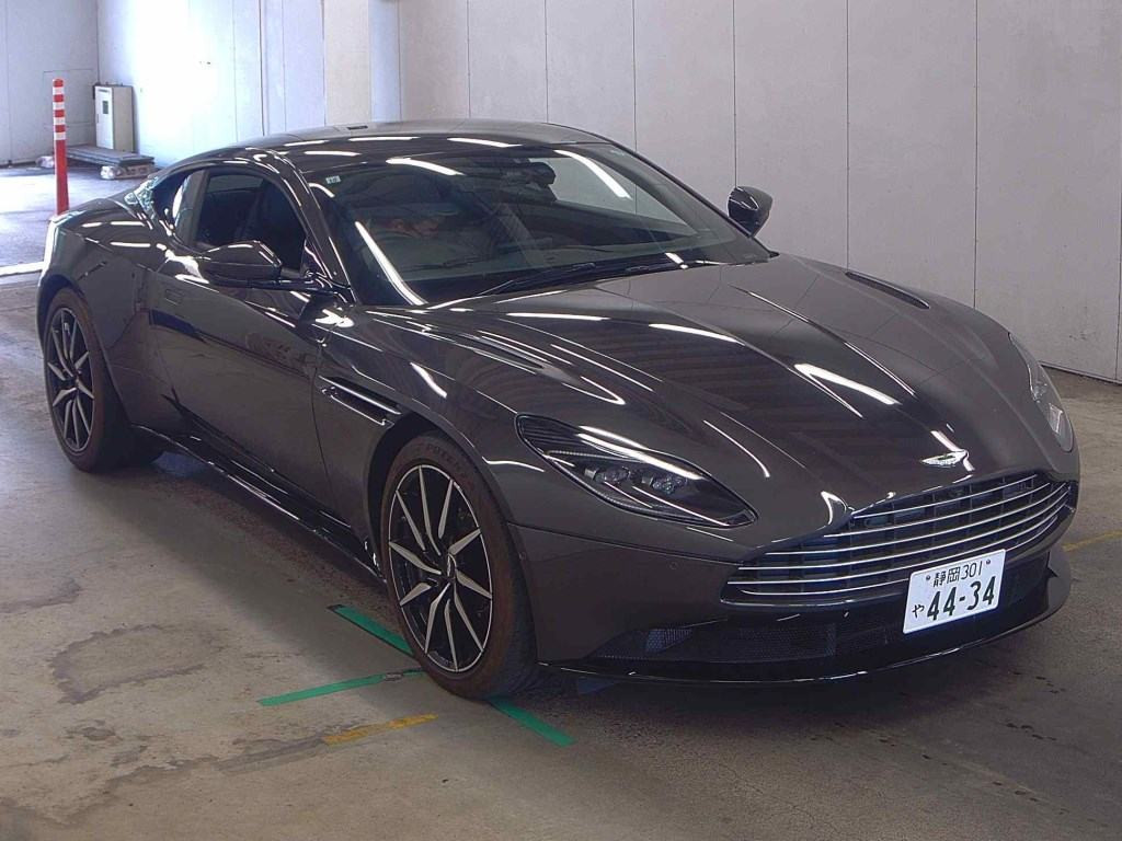 Aston Martin DB11 2019 z aukcji japońskiej